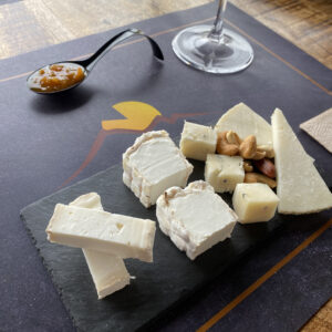 Visita Ganadería + Quesería + Cata